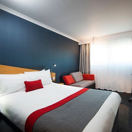Holiday Inn Express Birmingham Oldbury By Ihg Luaran gambar