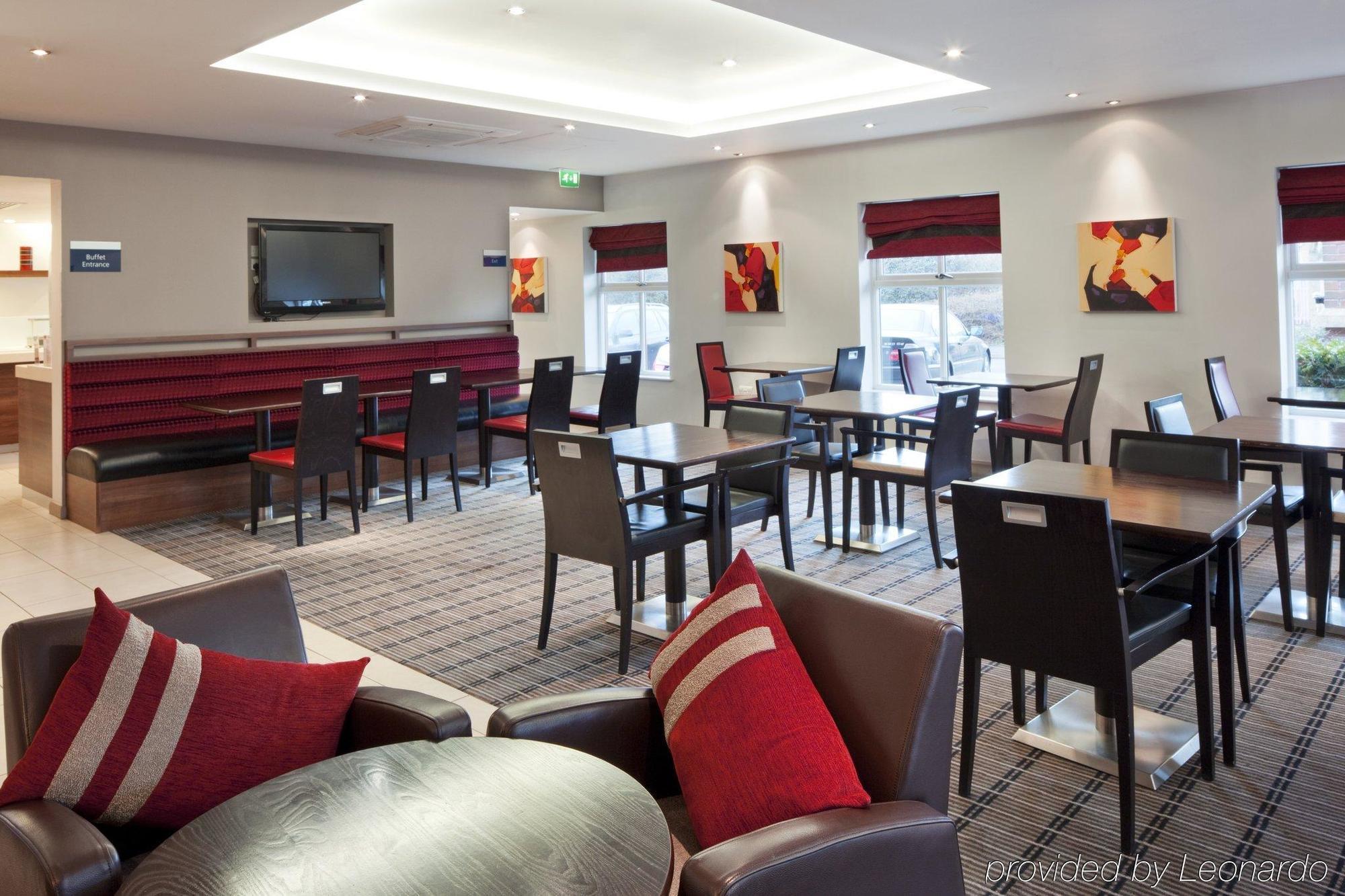 Holiday Inn Express Birmingham Oldbury By Ihg Luaran gambar