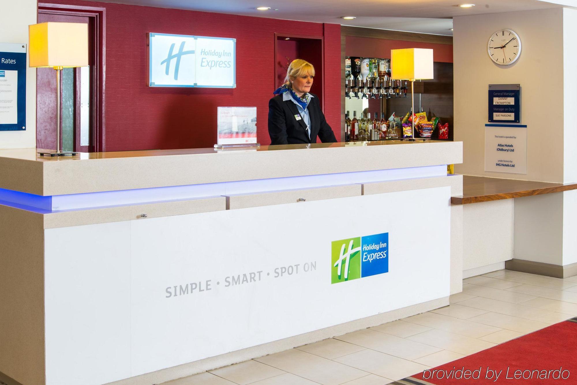 Holiday Inn Express Birmingham Oldbury By Ihg Luaran gambar