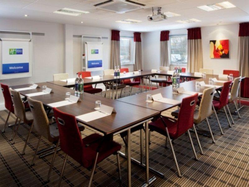 Holiday Inn Express Birmingham Oldbury By Ihg Luaran gambar